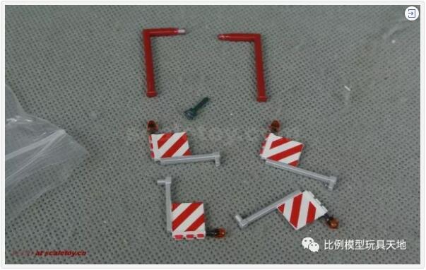 支撐腿，警示燈，警示牌等。